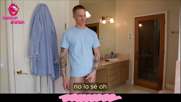 Se Atasca En El Baño Y Su Hermanastro Se Aprovecha - Subtitulado Español