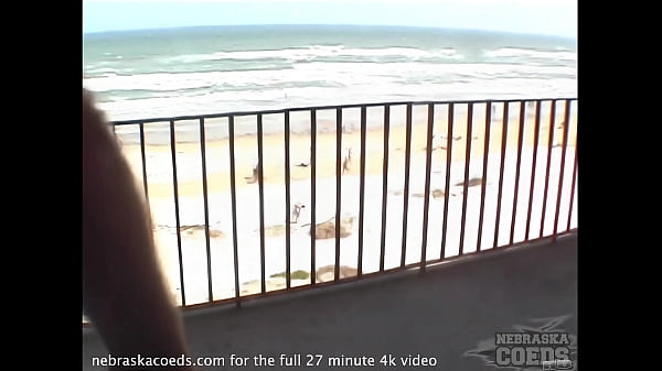 Sorority College Gals Playing With Dildos On Vacation