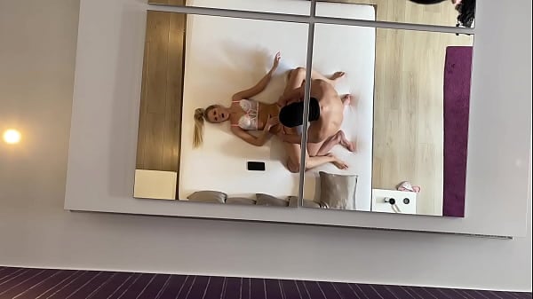 Hammerring With Nela Decker In Front Of Mirror