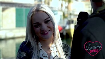 Nathalie, La Belle Platinum, S'offre Une Belle Bite