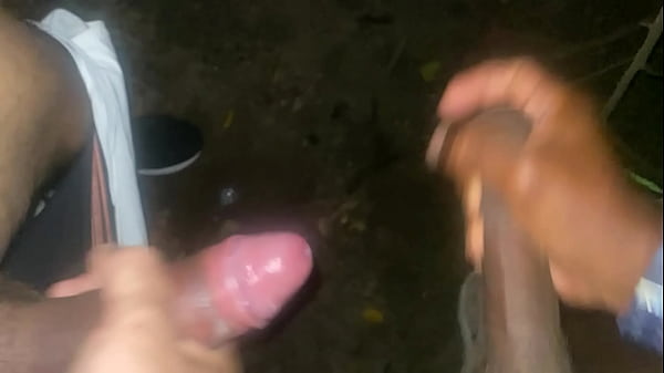 Gozando Junto Com Um Amigo