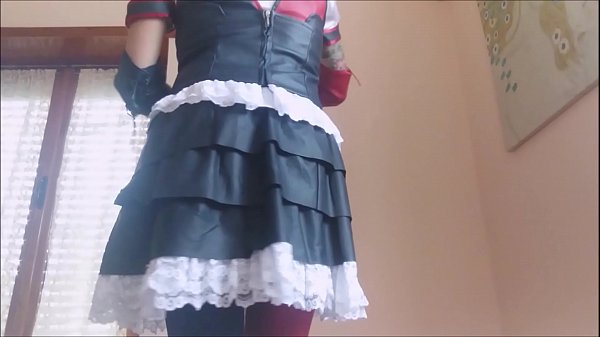 A Fantastic Harley Quinn That Tempts You With Her Nursing Ability