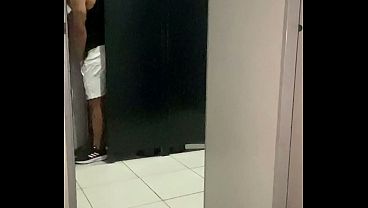 PROCURANDO PICA NO CINEMÃO