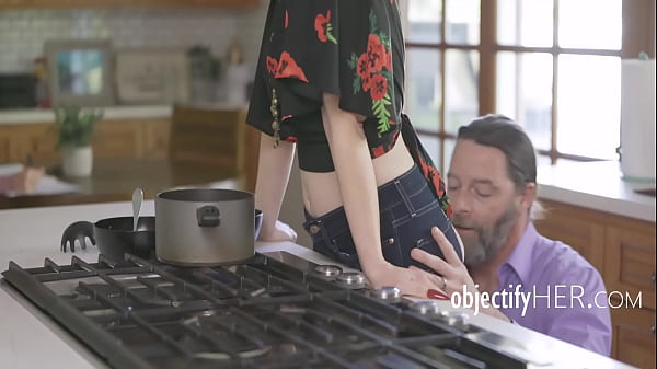 A Proper Bloke Of The House With His House In Order | ObjectifyHer