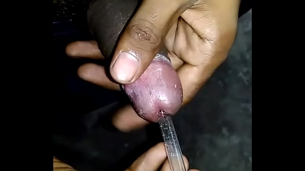 26 Cm Long Pipe Insertion In Urethra