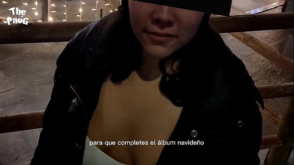 Lovely Colombian Gal Gets Drilled By Fake Photographer, She Just Wanted Some Christmas Pics