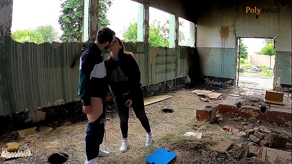 Blogger Chick Screwed A Bloke In A Abandoned Place (reverse Anal, Cum On Rack)