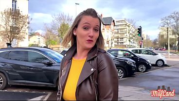 Kelly, Belle Mature Coquine, Coincée Entre Deux Queues Bien Veineuses