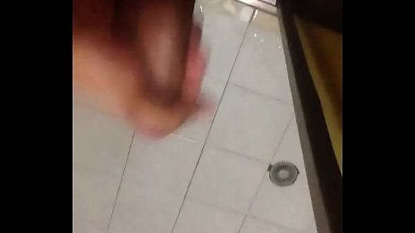 Trim.F28517DB-AA65-4FEE-92F1-B0C5AD6A590F.MOV