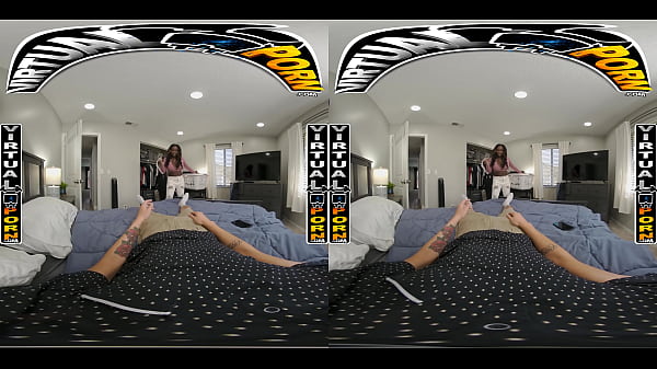 VIRTUAL PORN - Stepmother Naomi Foxxx Cleans My Sock AND My Boner #VR