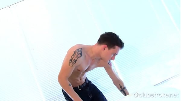 Frisky Straight Daniel Wanks
