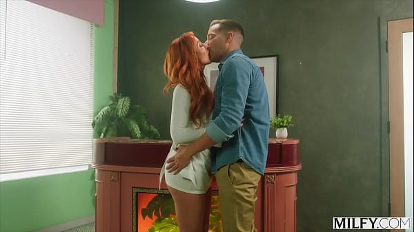 MILFY Boner Eager Redheaded MILF Zoe Grey Craves After Alpha