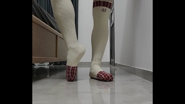 Do Ballet Pointe Practice In My Bedroom