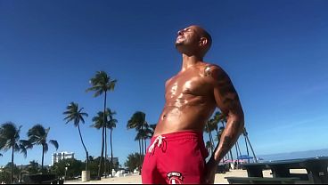 THE BEACH PHYSIQUE PORNSTAR MAXXX LOADZ