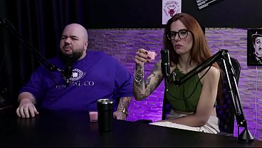 Foi Chamado Pra Entrar Na Brincadeira Do S3X0 - Bella Ruiva & Vinicius (Moai Tv)
