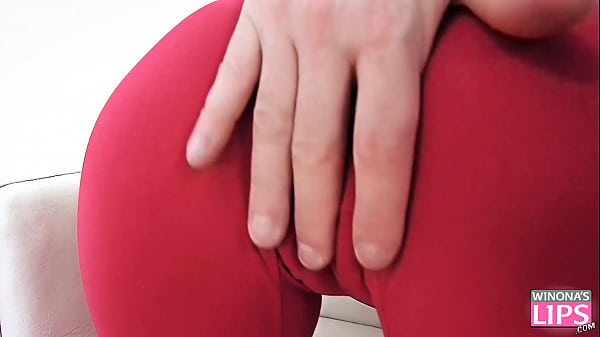 Cutie With Cameltoe In Clenched Tight Pants. Juicy Booty Twat Split