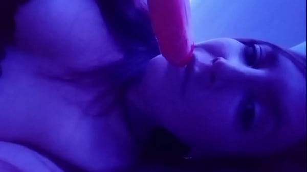 Je T'exite En Léchant Une Glace Imagine Quand Je Suce Autre Chose .Petit ...