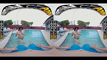 VIRTUAL PORN - Mandy Muse Takes Rule After A Smoking Oil Fondle, Blowing And Slamming Her Stepbrother Outdoors
