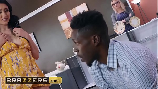 Huge Backsides Like It Big - (Mandy Muse, Jason Brown) - Ho In The China Shop - Brazzers