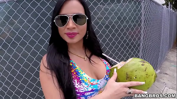 Meaty Latina Relishes To Be Nailed Intense!