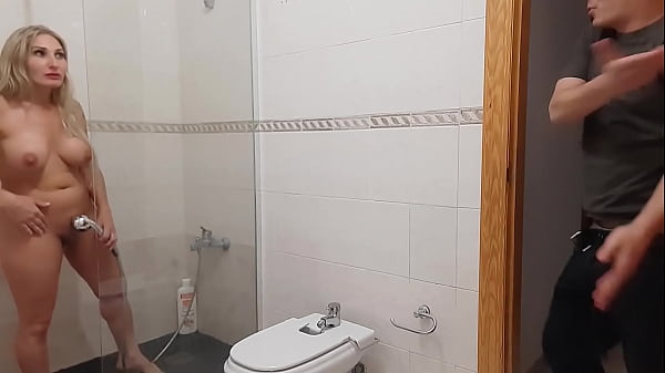 Candid Stepmom Tattoed With Massive Melons Banged In Bathroom