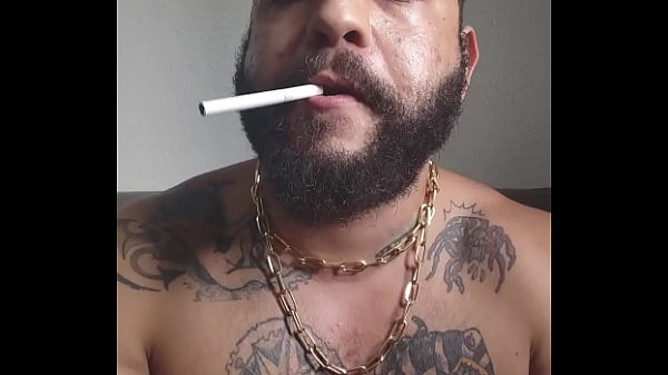 Punheta E Fumando