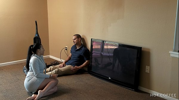 Buxom Latina Wife Nails The Cable Bloke While Her Husband Is Out Of The Country.
