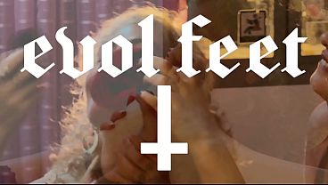 Mischievous Marilou Is Crazy About Honeys With Smelly Feet
