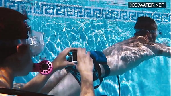 Girls Underwater Having Brutal Sex With Polina Rucheyok