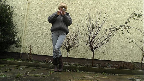 HD Desperately Waiting With Full Bladder, Jeans Wetting