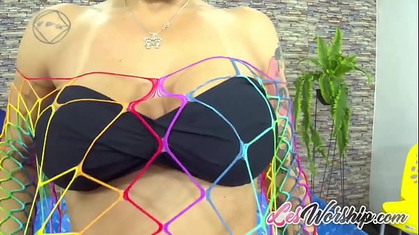 Massive Naturals Latina Bared Down For Lesbian Toying