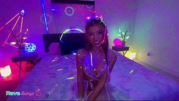 Clara Trinity Brings Savage Post-Rave Energy Into Brian’s Bedroom!