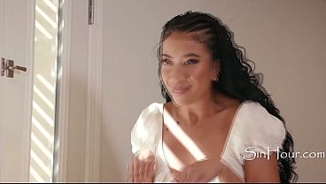 Black Vixen Railed By 2 Trans Baddies - Ameena Green, Avery Covet, Leah Hayes