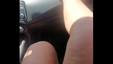 Mi Mujer Viendo Su Tanga Bajo Su Falda En El Coche