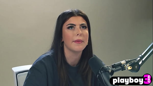 Interview And Passion Solo Action With Ravishing Huge Booty Barely-legal Gal Ritchie