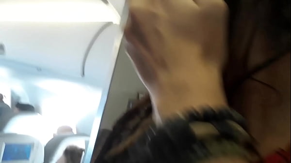 Dread Sexy Batendo Uma Punheta Pro Namorado No Avião