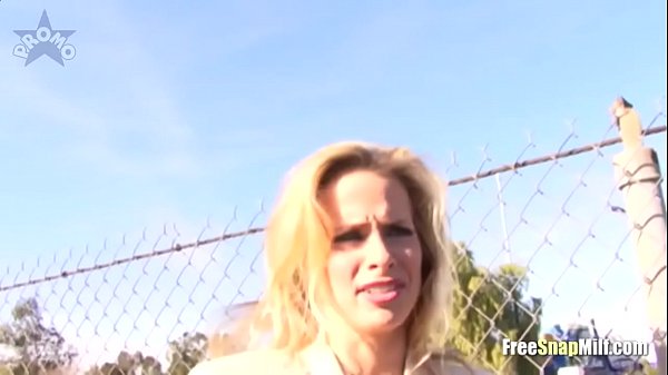 Fair-haired STEPMOM Stops To Help
