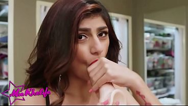 MIA KHALIFA - Mia Khalifa Provides A Sultry Oral Tutorial With Genuine Tricks For Your Sweetheart Or Spouse To Learn