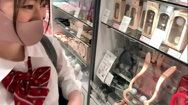 ハメ撮り 小柄でかわいい優等生のJKとハメ撮りセックス。美乳美尻のカラダがエロい。手マンで潮吹きしまくり。 ミニマムボディに種付けプレス。バックで生ハメセックス。　https://bit.ly/3IjIUX0