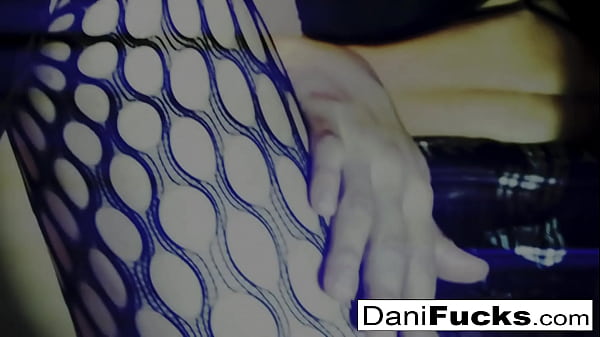 Sultry Dani Daniels Masturbates