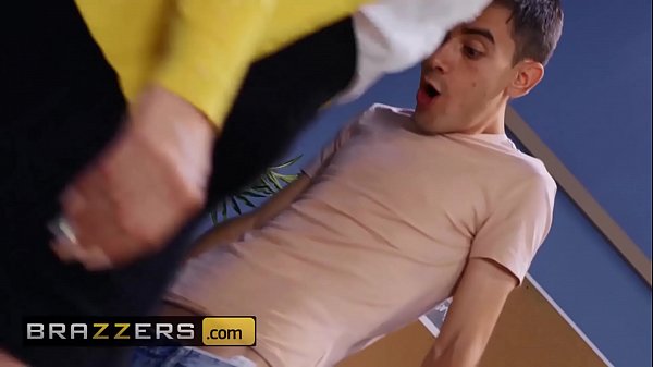 Massive Naturals At School - (Jennifer White, Jordi El Nino Polla) - Releasing To Class - Brazzers