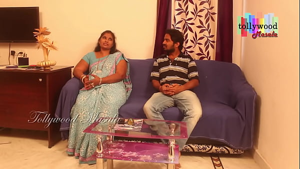 Smoking Desi Masala Aunty Lured By A Teen Boy