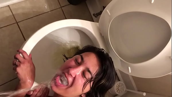 Toilet Hooker Bailey Wilder