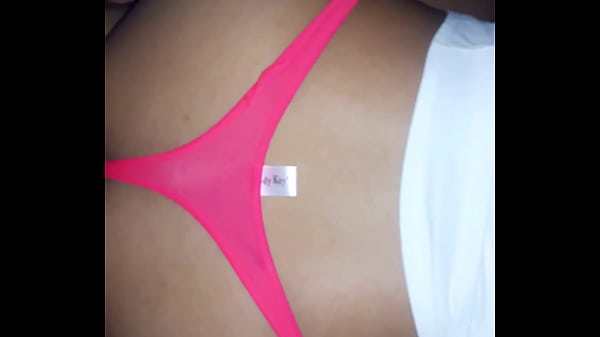 Culona En Tanga Montando