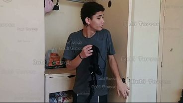 Safada Dando Pro Novinho Puto - Gótica Rabuda Entrando Na Rola COMPLETO NO RED