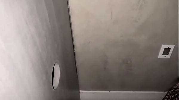 Novinha Rendeu Na Casa De Swing, Queria Só Pau Grande, Teve Até Briga Pra Poder Comer A Magrinha Mais Gostosa Do Xvideos (Kumplices Klub)