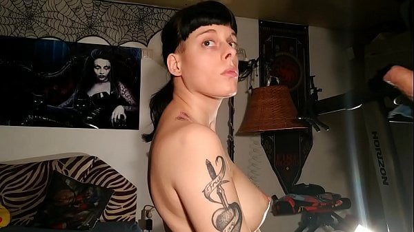 Sub Hoe Get Group Cumshot In Blowbang & Eat Her Dom Spooge As Gift HD