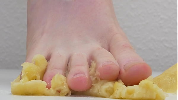 Banana Tootsies Squash And Taste
