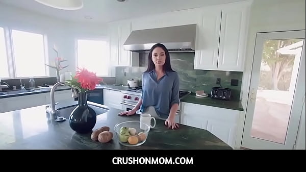 Busty Rack Stepmother Displays Stepson How Real Females Pound - CrushOnMom.com - Stepmommy And Son Backdoor Blowjob Fucks Stepson Stepmommy Stepmother Family