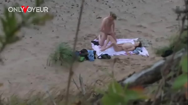 Beach Spy View. Young-babe Couple Torrid Mutual Jerking Off
